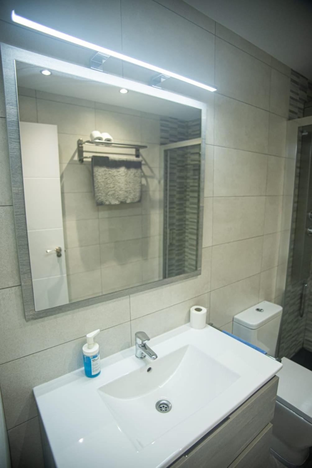 Recien Reformado Casco Historico Alcala De Henares Apartment Ngoại thất bức ảnh